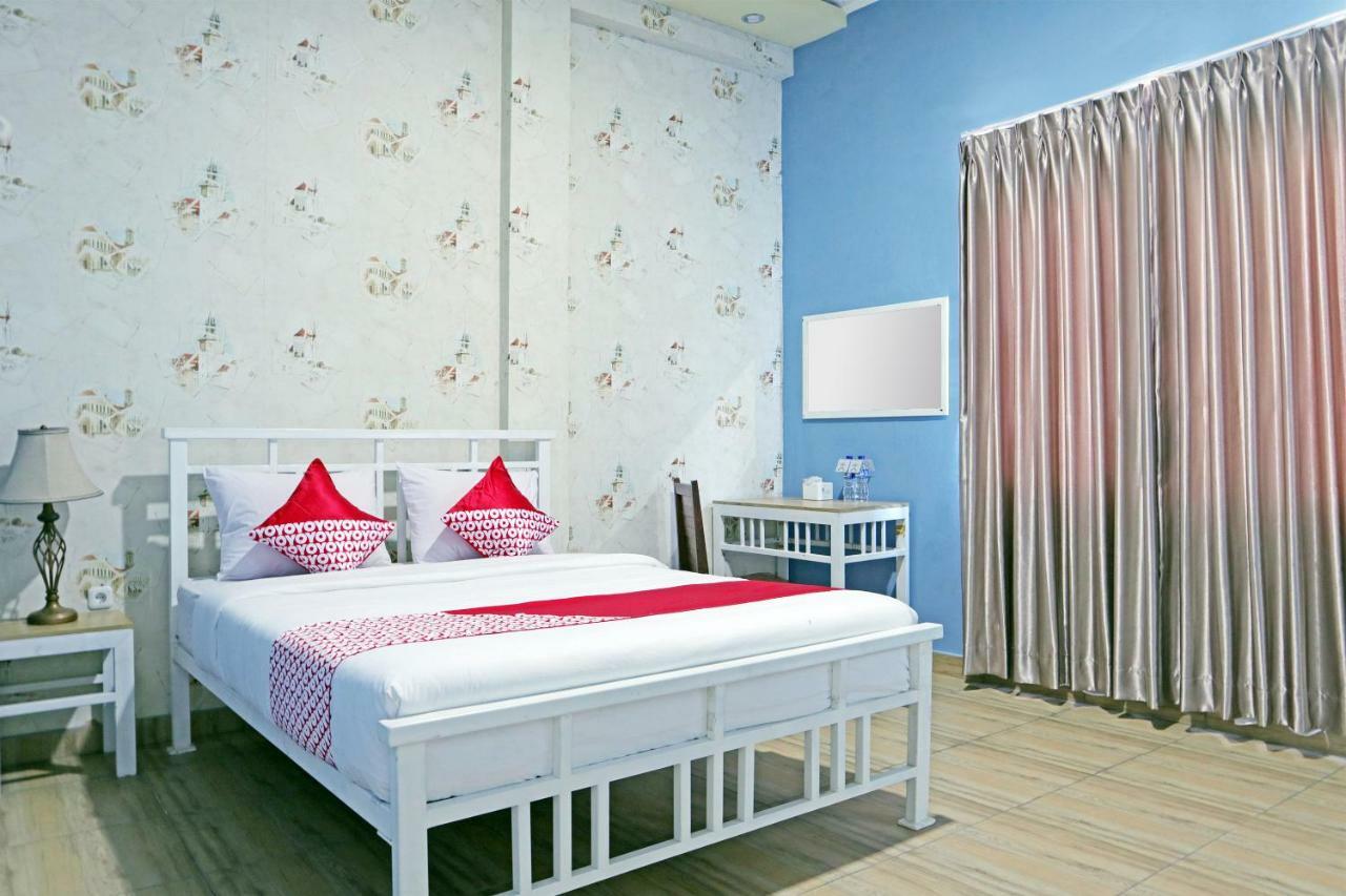 Oyo 1386 Hotel Grand Gabelo Bukittinggi Dış mekan fotoğraf